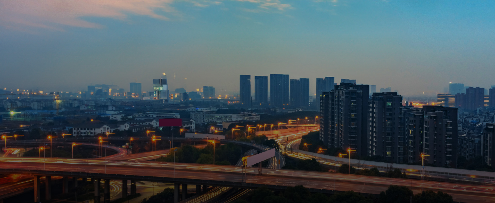 Image showing city skyline. Report on Indian Real Estate Market Trends